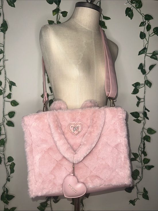 Juicy Couture Handbags - Juicy Couture Pink Let’s Get Cozy Faux Fur Tote Bag Removable Strap With Zipper